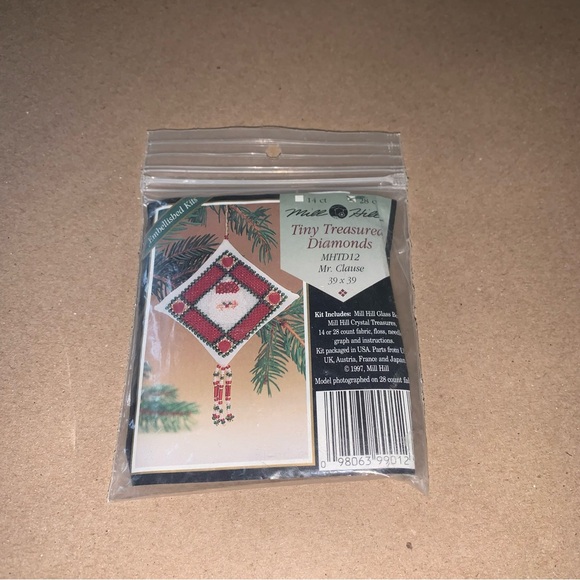 Santa Clause Cross Stitch Beaded Ornament Kit - Picture 2 of 5